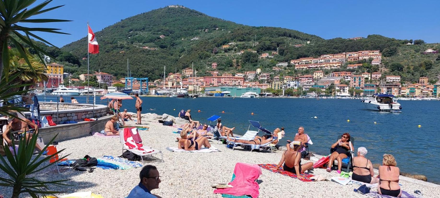 פורטו ונרה Moderno Appartamento Vista Mare, Con Parcheggio Privato מראה חיצוני תמונה